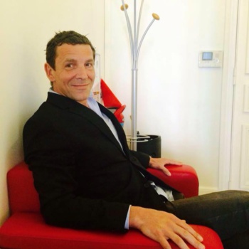 "Nous avons souhaité créer un magazine réellement indépendant" Arnaud Longatte sur le JDE "Nous avons souhaité créer un magazine réellement indépendant" Arnaud Longatte sur le JDE