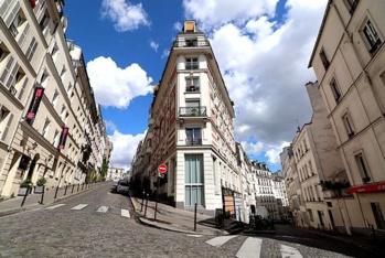 "COVID-19 : Les mesures restrictives de liberté juridiquement validées, mais socialement inacceptées ?" par Frédéric Rose-Dulcina "COVID-19 : Les mesures restrictives de liberté juridiquement validées, mais socialement inacceptées ?" par Frédéric Rose-Dulcina