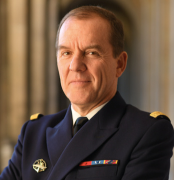 "Loïc FINAZ, amiral, entrepreneur et poète" par Christine de Langle