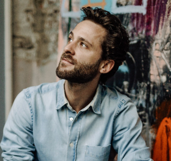 "Portrait d'Artiste : Entretien avec Kevin Douillez" par Bertrand Coty