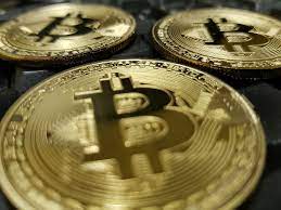 "Tour d’horizon de la fiscalité des actifs numériques via la cryptomonnaie et les répercussions sur la fiscalité des tokens ou jetons." par Dalal BENCHERIF, Hélène de BOURNAN