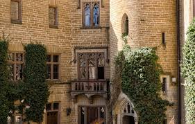 "Urbanisme : la restauration des bâtiments anciens ayant un intérêt architectural ou patrimonial" par Frédéric Rose-Dulcina