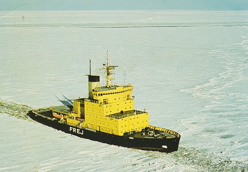 "L’arctique 12 ans plus tard " par Capitaine de Frégate (H) Ortiz